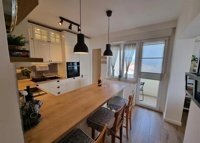 View Lägenhet Crikvenica